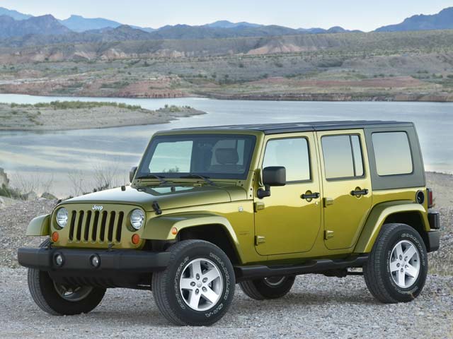06044wd_z+2007_Jeep_Wrangler_Unlimited+Front_Drivers_Side_View.jpg
