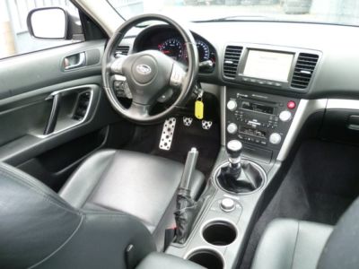 Subaru Legacy 3.0R SPEK B 6 speed MT.jpg