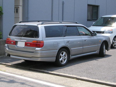 Nissan-stagea_wc34-rear.jpg