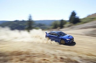 2015-subaru-wrx-sti-leaked.03.jpg