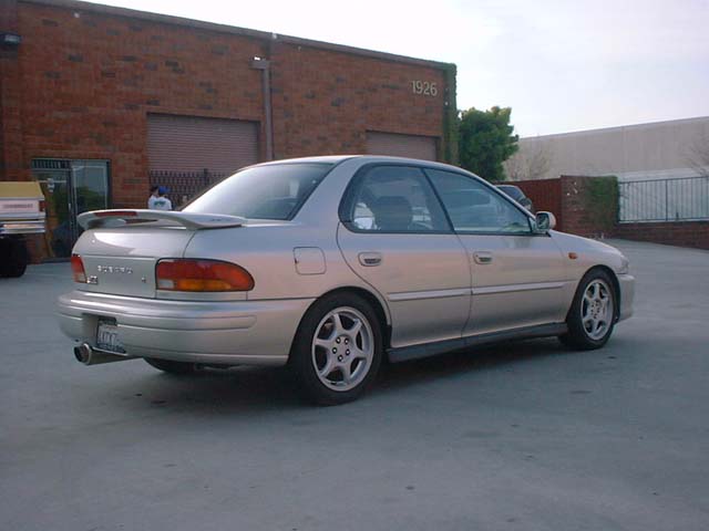 subaru-impreza-gc-rear.jpg