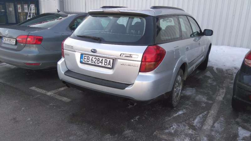 90207634_11_800x600_subaru-outback-.jpg