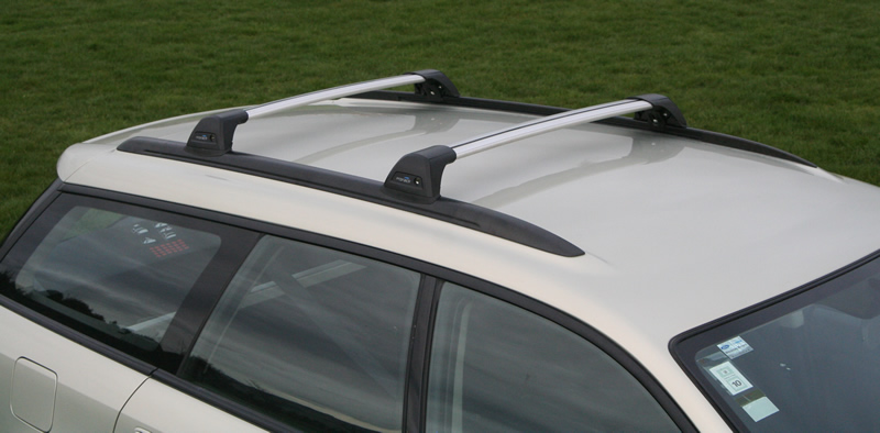 Yakima.Whispbar.Flush.subaru.outback.small.jpg