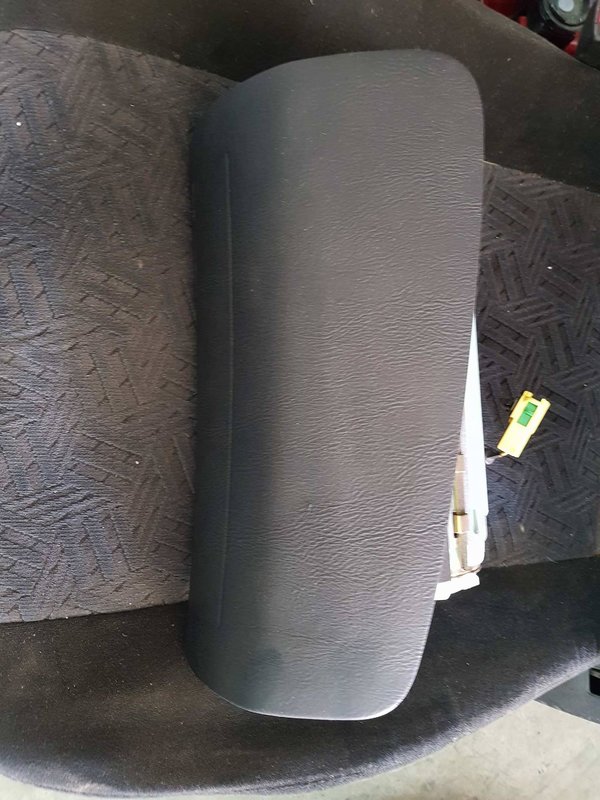 airbag.jpg