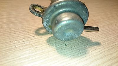 Fuel-Pressure-Regulator-DENSO-195300-3270-Subaru-Forester-_1.jpg