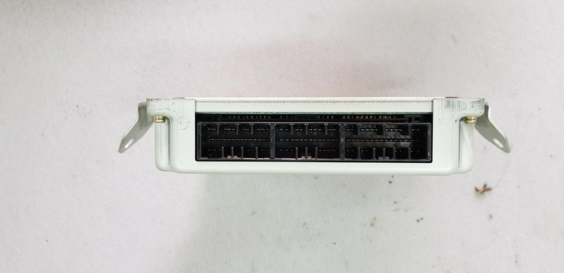main_computer_02.jpg