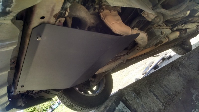 skid_plate_3mm_black_mat_02.jpg