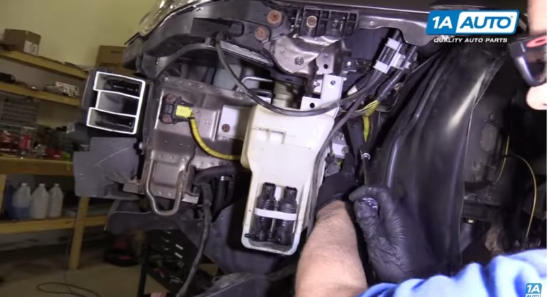 rear washer motor.jpg