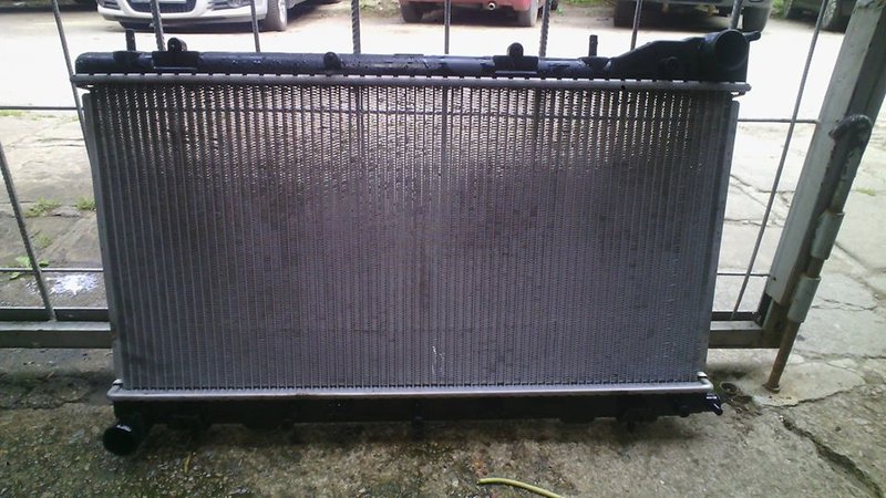 radiator sf turbo.jpg