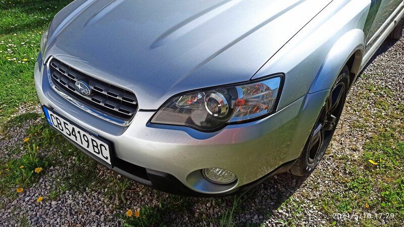 left_headlight.jpg