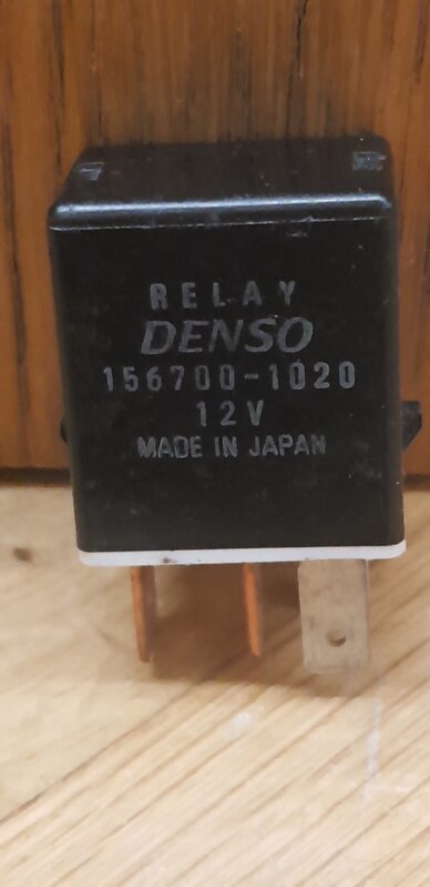 Relay Denso 156700-1020 1 .jpg