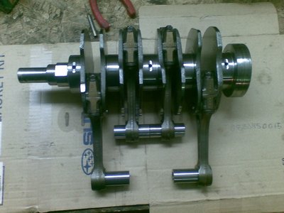 Crankshaft+conn-rods-assembly- Dani.JPG